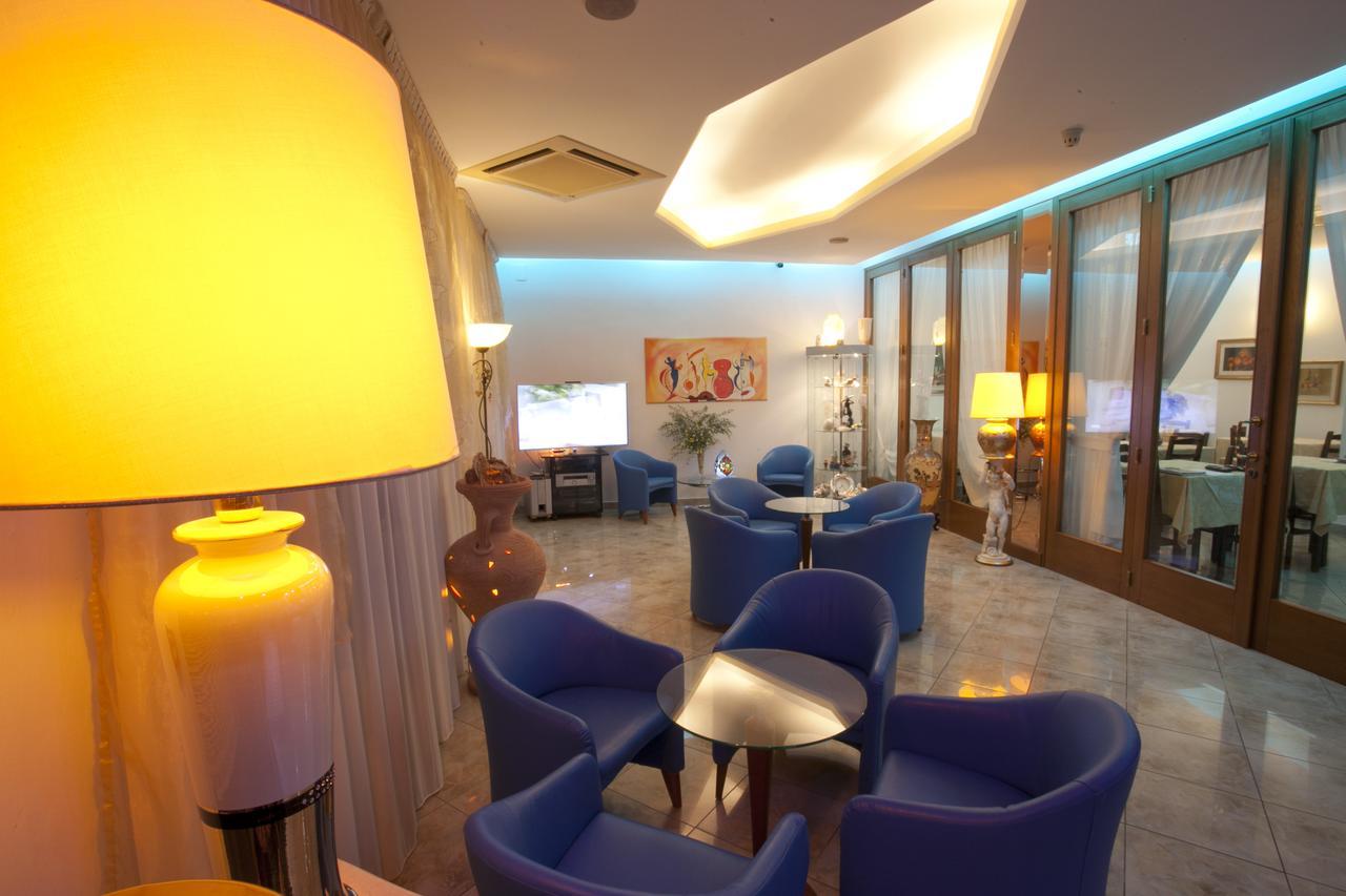 Hotel Medusa Соттомаріна Екстер'єр фото